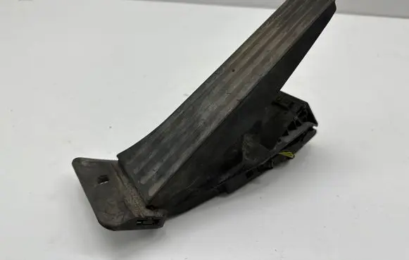BMW 5 F10 F11 Accelerator throttle pedal 6789998
