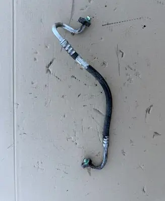 KIA Sportage Air conditioning (A/C) pipe/hose 977622Y100
