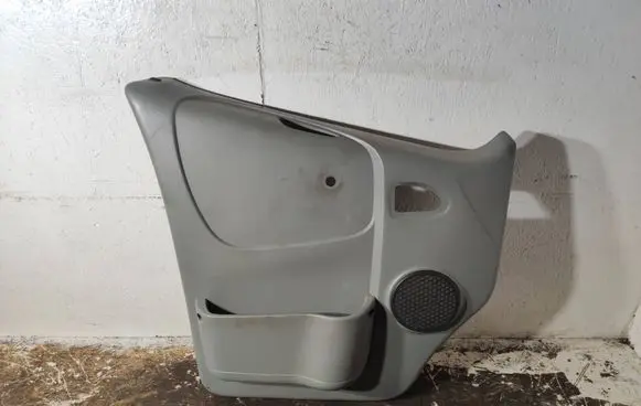 Renault Trafic II (X83) Front door card panel trim 7700313074 2106523