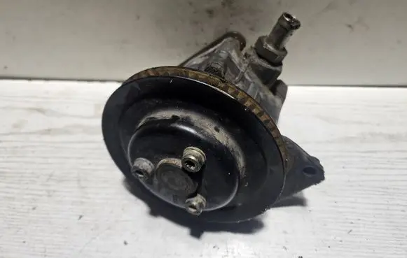 Audi A6 S6 C4 4A Power steering pump 7681955265 8303085 050255A