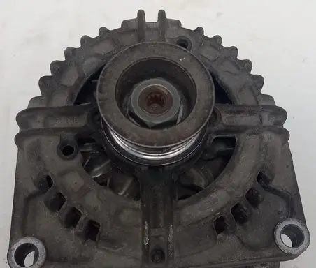 Opel Zafira A Generator/alternator 0124425005 2447429