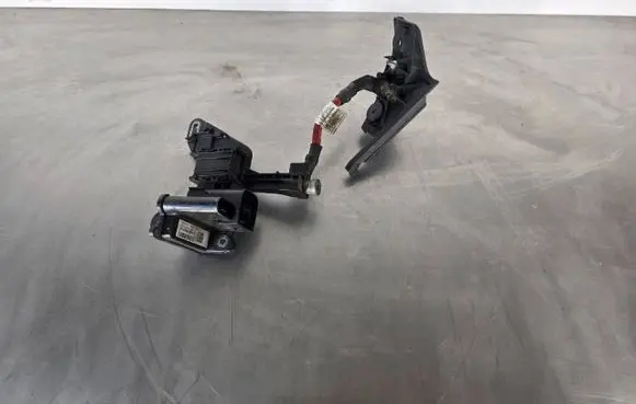 BMW 3 F30 F35 F31 Current control relay 19322000001 929615101 24062013
