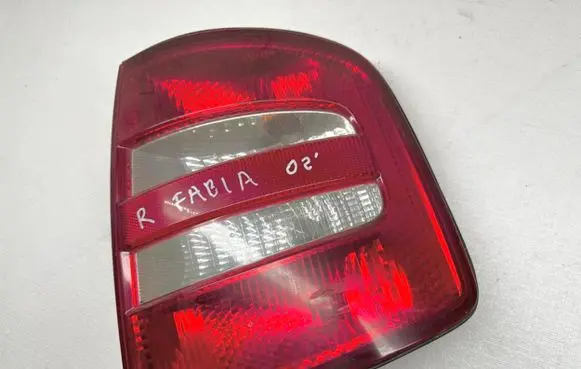 Skoda Fabia Mk1 (6Y) Rear/tail lights YU3X13404AA 6Y9945112B Z9B6Y9945096