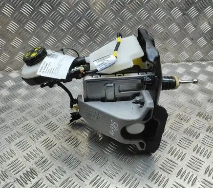 Volvo XC40 Brake booster 32384759 32281100