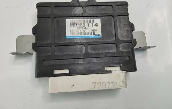 Mitsubishi Pajero Other control units/modules MR580114 X4T72073M