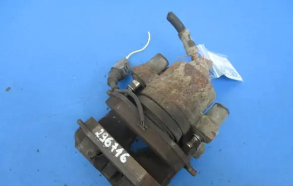 Volkswagen Polo Front brake caliper