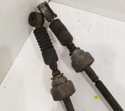 Honda Civic Gear shift cable linkage