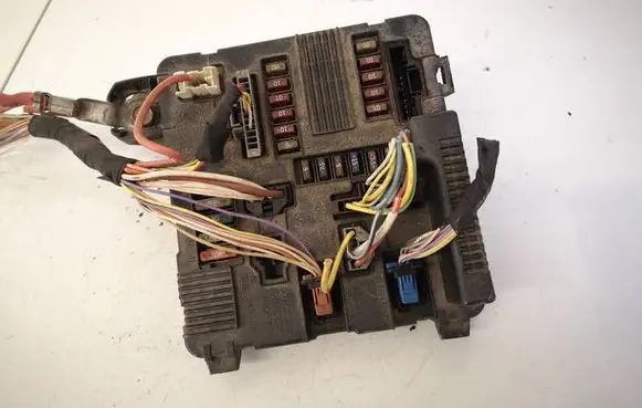 Renault Scenic II - Grand scenic II Comfort/convenience module 8200306032