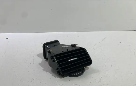 Volkswagen Touareg II Dashboard side air vent grill/cover trim 7P2819728A