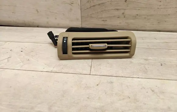 Audi A6 S6 C6 4F Dashboard side air vent grill/cover trim 4F0819384A