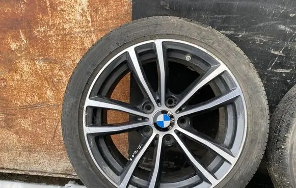 BMW 2 F22 F23 R17 alloy rim 6879186