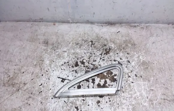 Jaguar XJ X308 Rear side glass trim 