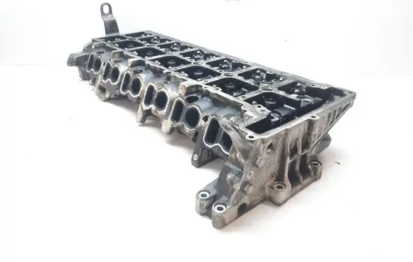 BMW X3 F25 Engine head 7812929