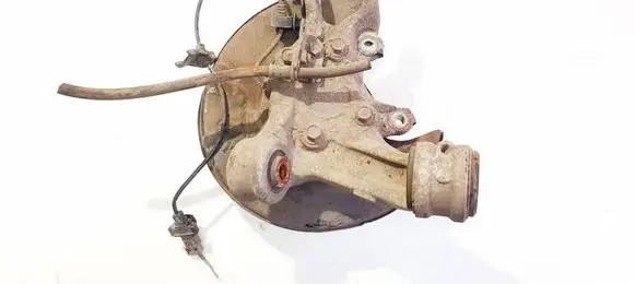 Rear wheel hub