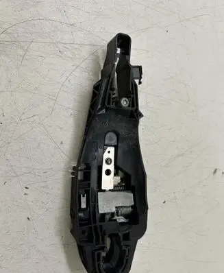 Peugeot 308 Rear door exterior handle/bracket 9802977180