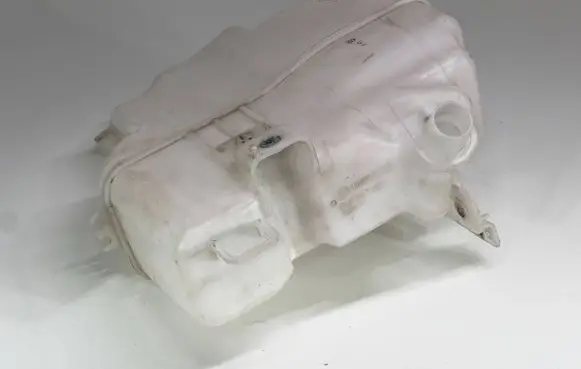 Mazda 3 III Windshield washer fluid reservoir/tank GHP967480 K0036