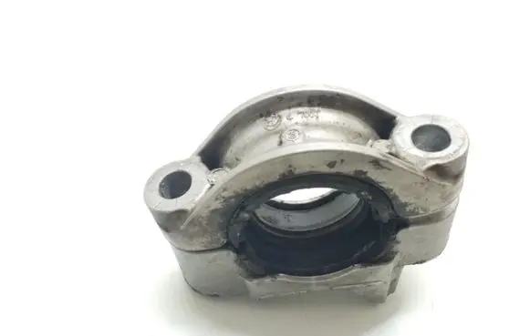BMW 5 F10 F11 Sway bar bush bracket, front 6776210 6777870