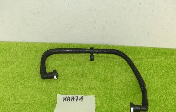 Ford Kuga II Fuel line pipe CC119J270HB