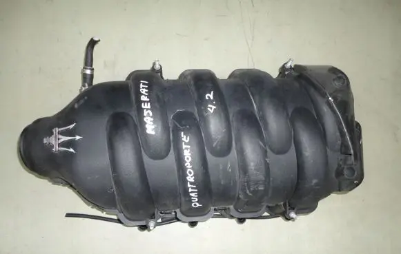 Maserati Quattroporte Intake manifold