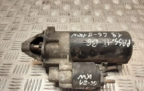Volkswagen PASSAT B5 Starter motor 068911024G