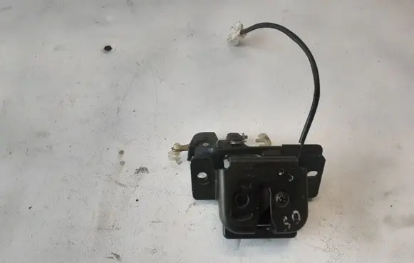 KIA Sorento Tailgate/trunk/boot lock/catch/latch 812303E000