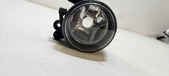 Volkswagen Golf V Front fog light 271285-00