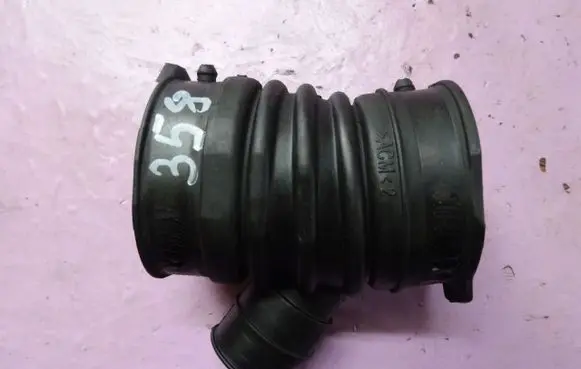 Nissan Micra Air intake hose/pipe 146TYS