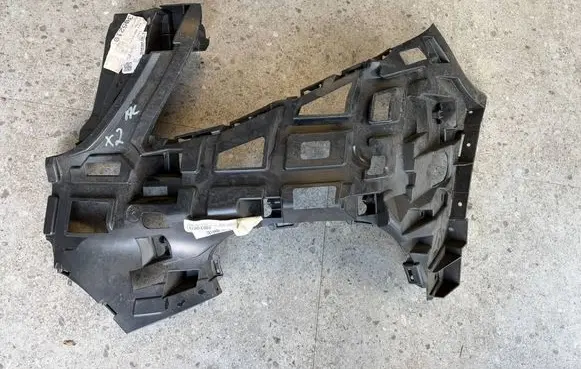 Mercedes-Benz Vito Viano W447 Front bumper mounting bracket A4478808901 6051527538 4478808901