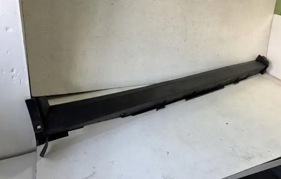 Renault Koleos II Front sill (body part) 764260381R