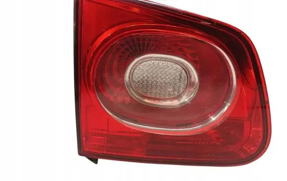 Volkswagen Tiguan Rear/tail lights 5N0945093B