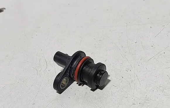 Chevrolet Cruze II Crankshaft position sensor 12636947