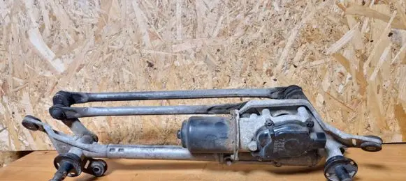 Honda FR-V Front wiper linkage and motor 32238