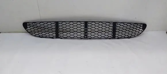 Mercedes-Benz E W211 Front bumper lower grill A2118850053