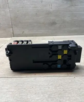 Mercedes-Benz ML W164 Fuse box set 2115452601