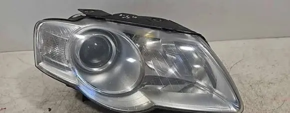Volkswagen PASSAT B6 Headlight/headlamp 89316400
