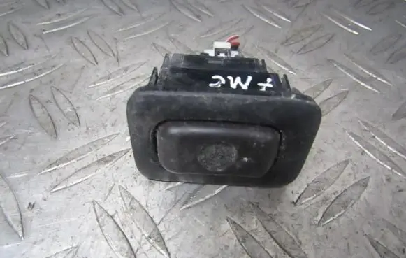 Mitsubishi Carisma Fog light switch 