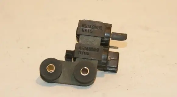 Mitsubishi Carisma Turbo solenoid valve K5T49682 K5T49680