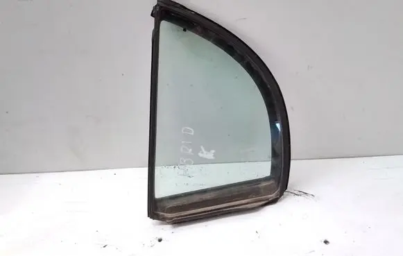 Honda Civic Rear vent window glass 43R005834