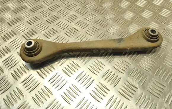 Rear control arm