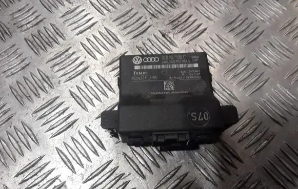 Volkswagen PASSAT B6 Other control units/modules 3C0907530C