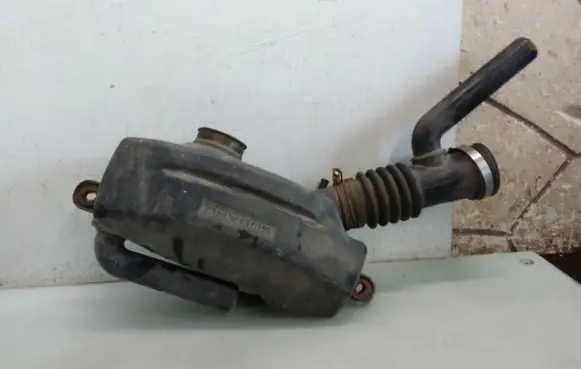 Subaru Legacy Vacuum air tank 