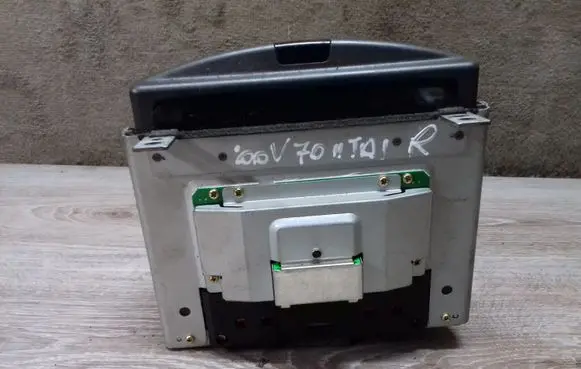 Volvo V70 Screen/display/small screen 8622042 86220421