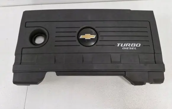 Chevrolet Cruze Engine cover (trim)