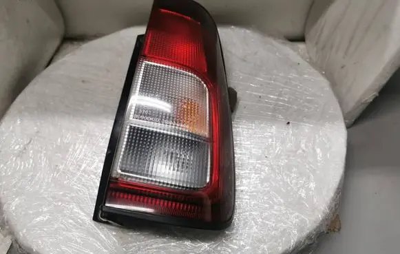 Suzuki Ignis Rear/tail lights 3565574G0