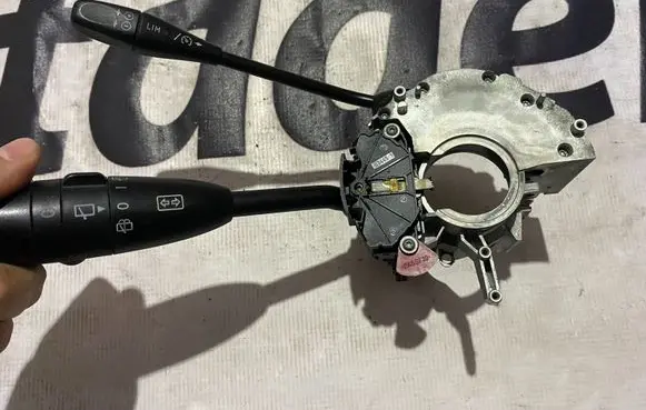 Mercedes-Benz E W211 Indicator stalk a2115400244 2115400244