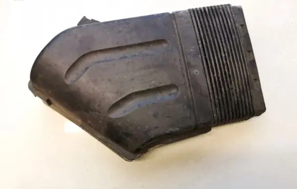 Audi A4 S4 B6 8E 8H Air intake hose/pipe 8e0129617d