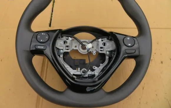 Toyota Aygo AB10 Steering wheel 45100-0H050