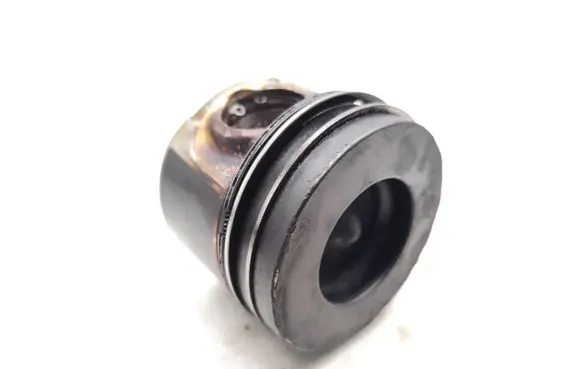 Mazda CX-7 Piston R2AA