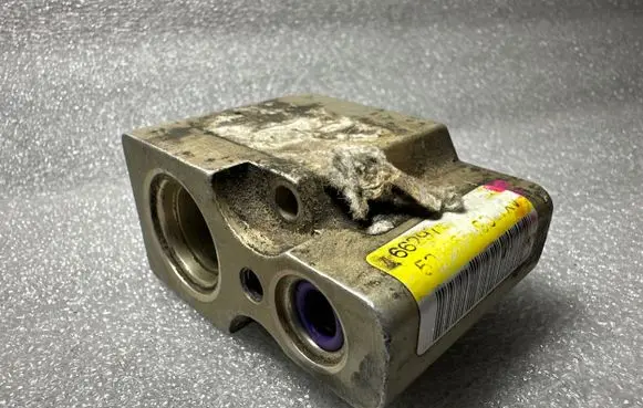 Air conditioning (A/C) expansion valve