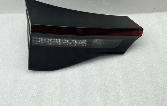 Toyota Yaris Cross Tailgate rear/tail lights 815900DB70